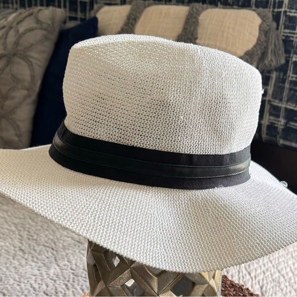 Vince Camuto Panama Hat | white w/ black ribbon | one size - Picture 6 of 8